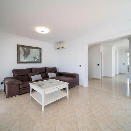 Villa La Marina En Puerto Del Carmen Villa *