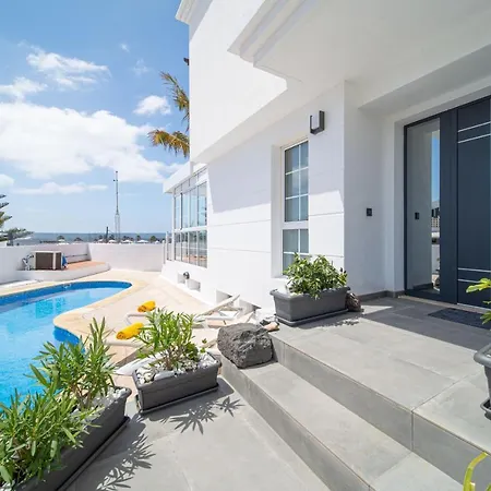 Villa Villa La Marina En Puerto Del Carmen Tías
