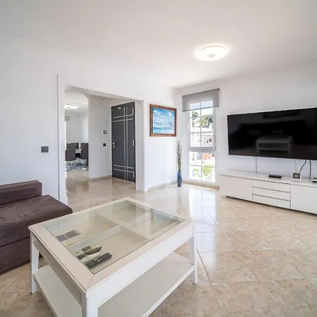 Villa La Marina En Puerto Del Carmen Villa