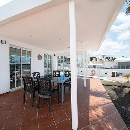 Villa La Marina En Puerto Del Carmen