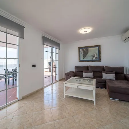 Villa La Marina En Puerto Del Carmen Tías